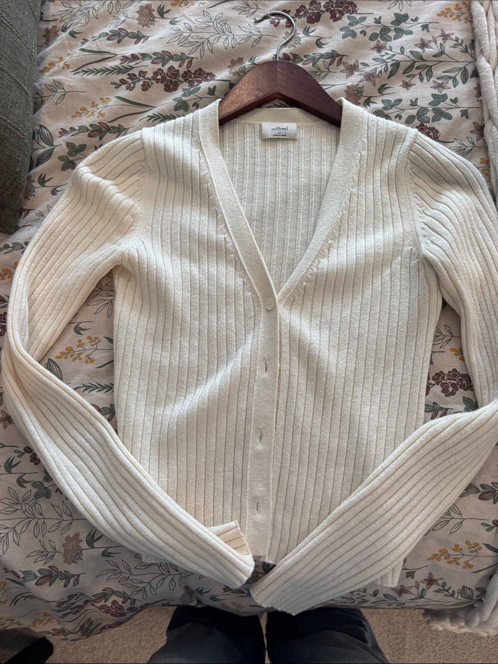 Ribbed V-Neck Button-Front Cardigan - Cream